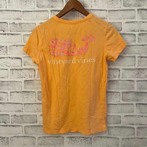 Vineyard Vines Women’s Orange sherbert colored whale pocket t-shirt, XS - Picture 2 of 4
